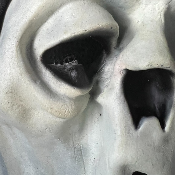 Vtg Halloween Paper Magic Group Scream Ghostface Reaper Hooded Mask Netted Eyes - Picture 7 of 8